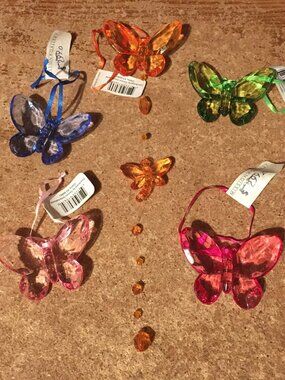 LOT OF 5 PLASTIC BUTTERFLIES ORNAMENTS GARDEN DECOR GERSON MISSION GALLERY